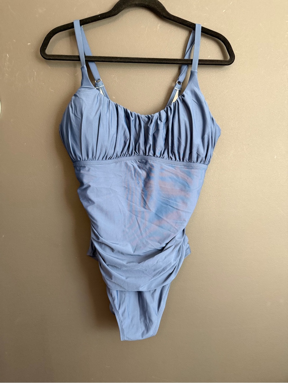 One-Piece Swimsuit Ruched. SIZE XL